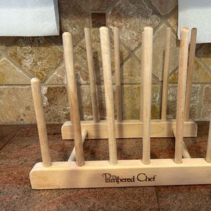 Pampered Chef Stoneware Storage Rack